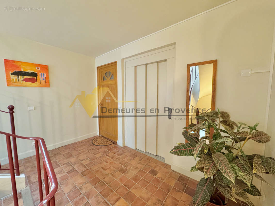 Appartement à VAISON-LA-ROMAINE