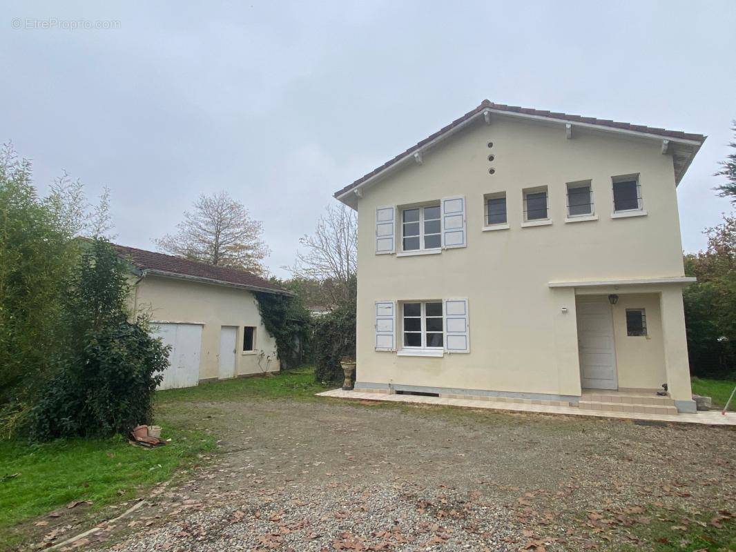 Maison à AIRE-SUR-L&#039;ADOUR