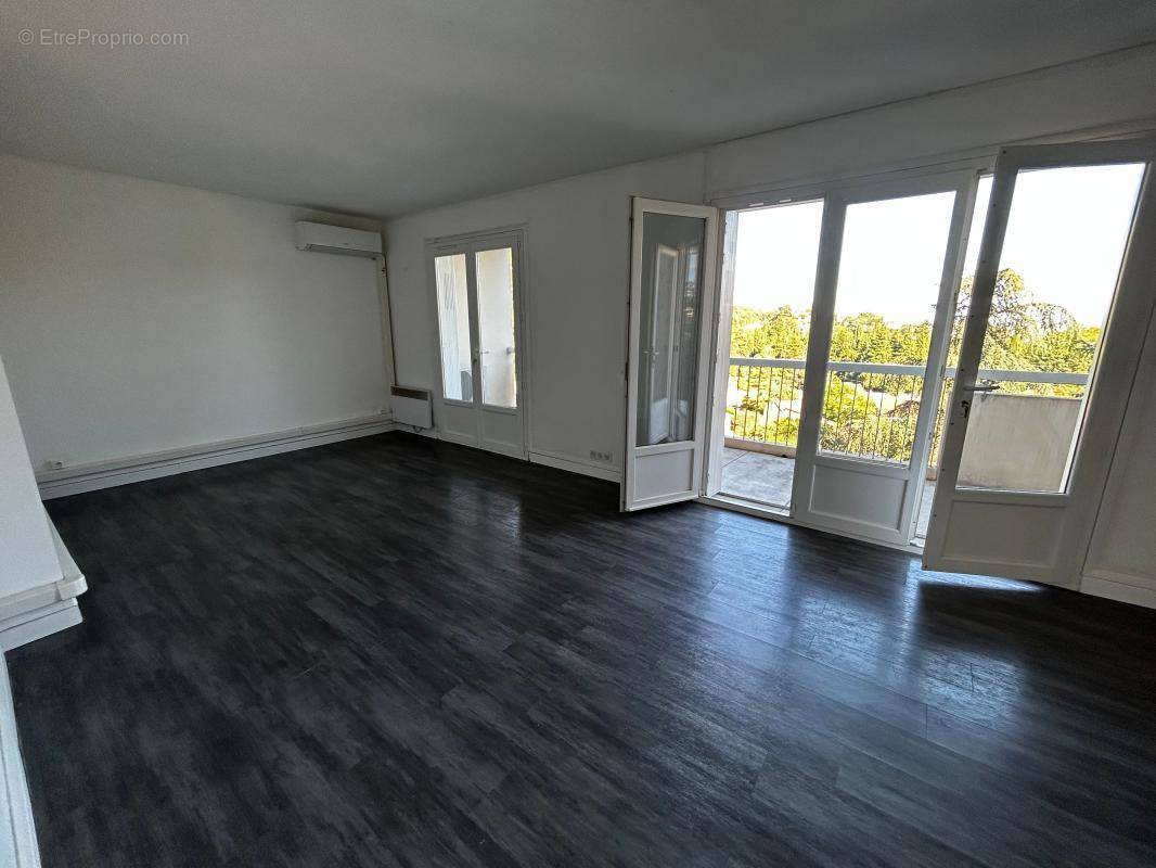 Appartement à NIMES