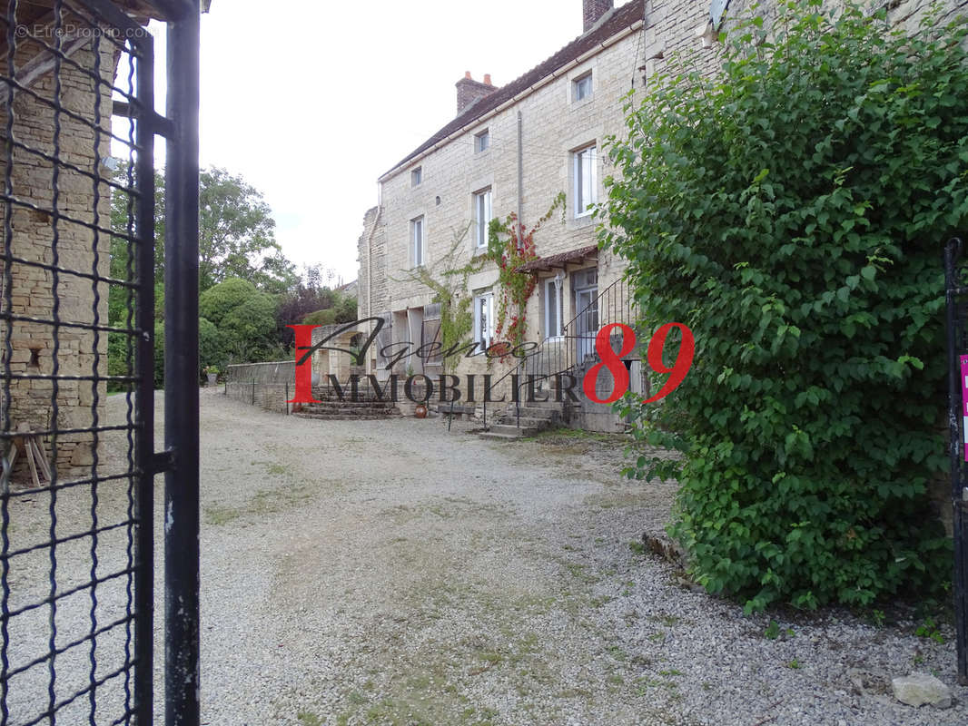 Maison à LAIGNES