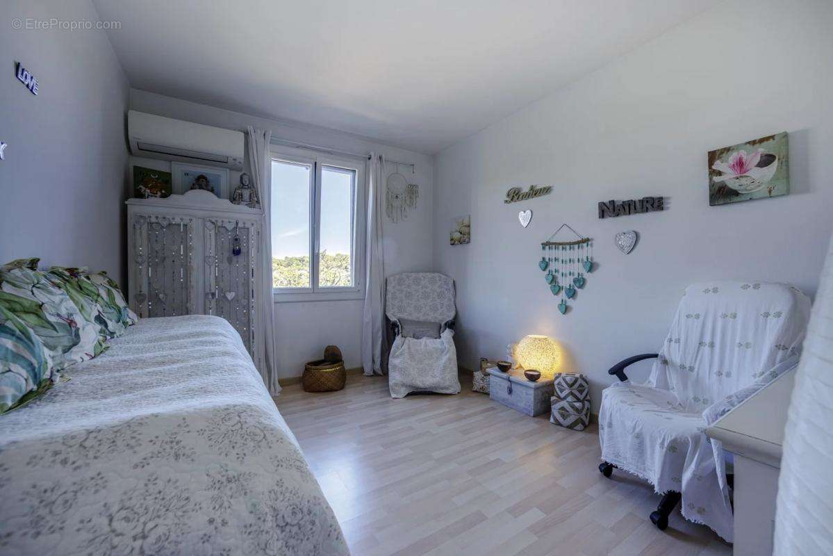 Appartement à VILLENEUVE-LOUBET