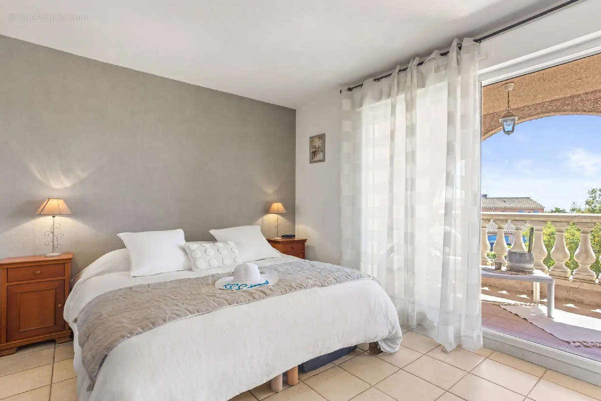 Appartement à FREJUS