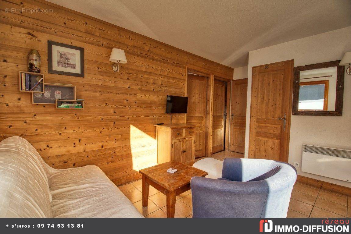 Appartement à MORILLON