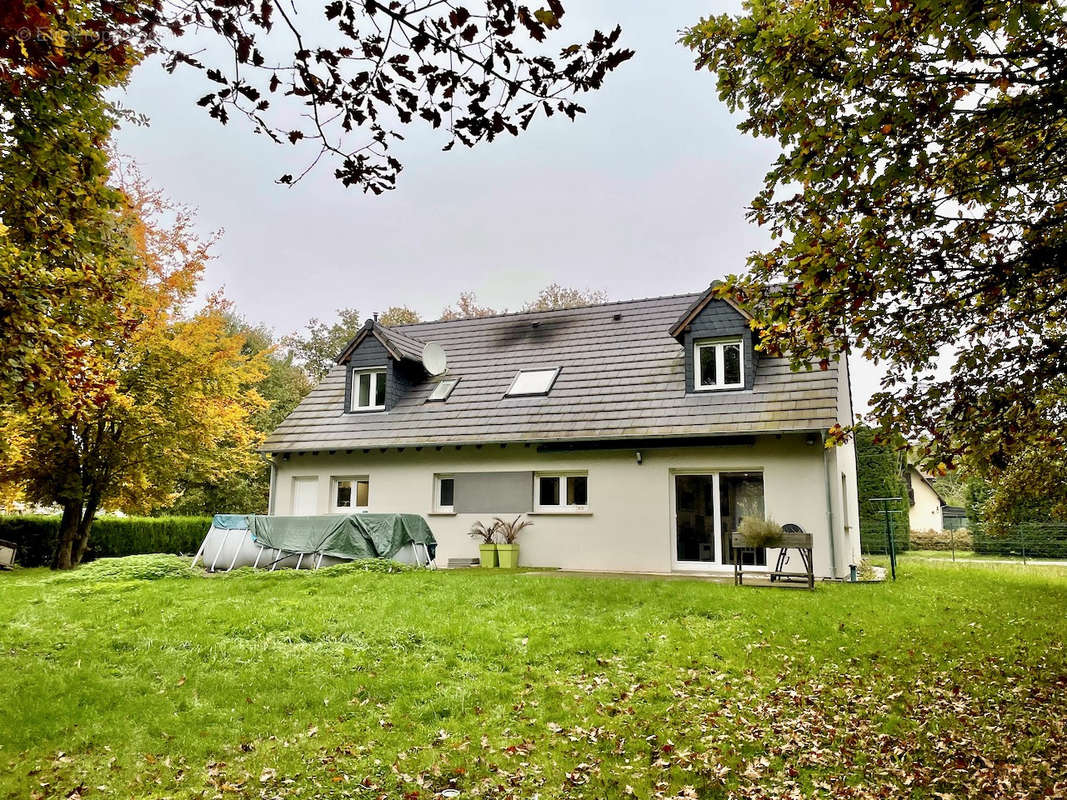 Maison à FERRIERES-HAUT-CLOCHER