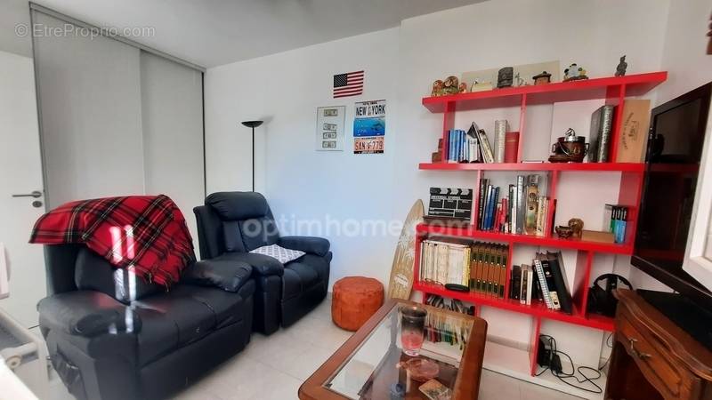 Appartement à CHATEAUNEUF-LES-MARTIGUES