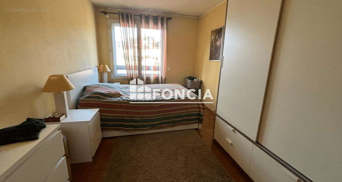 Appartement à LYON-9E