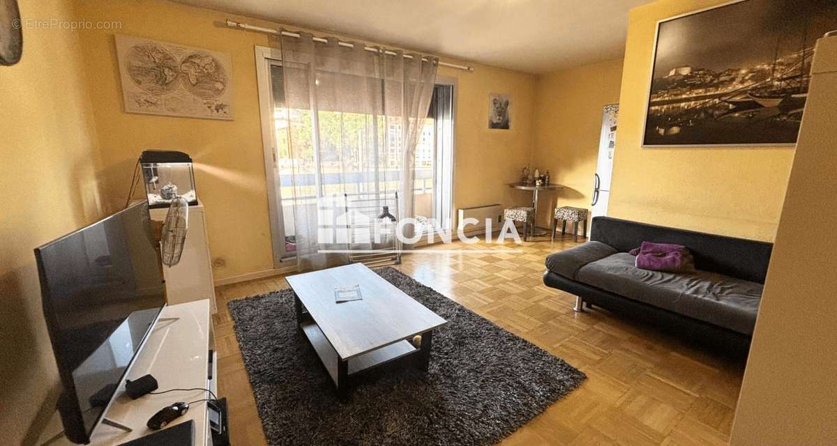 Appartement à LYON-9E