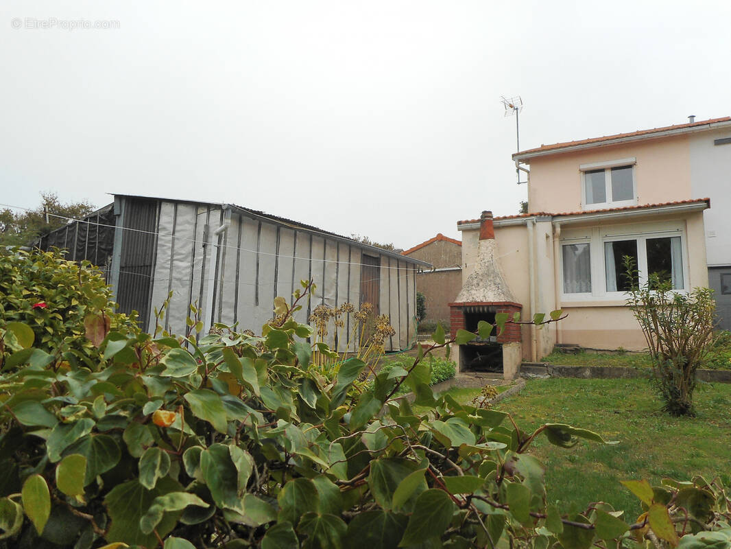 Maison à SAINT-MICHEL-CHEF-CHEF