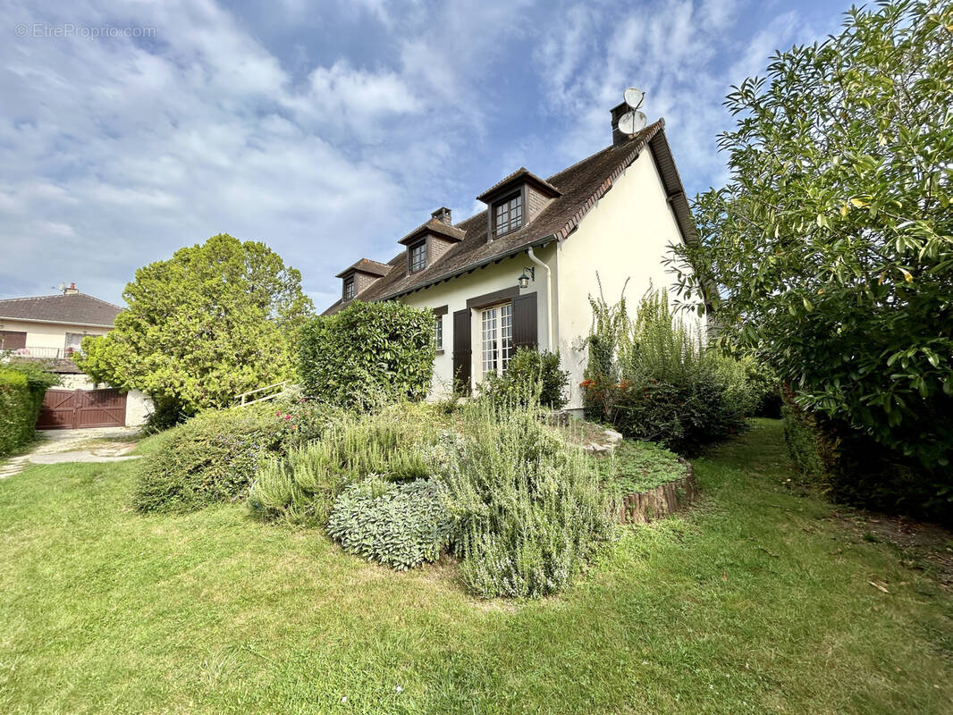 Maison à BOISSISE-LA-BERTRAND