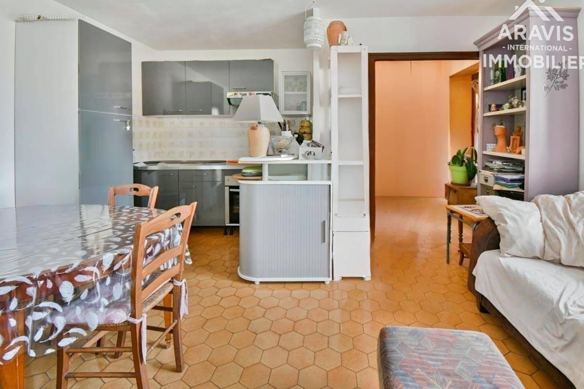 Appartement à SAINT-JORIOZ