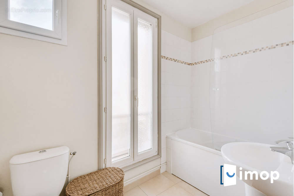 Appartement à PARIS-12E