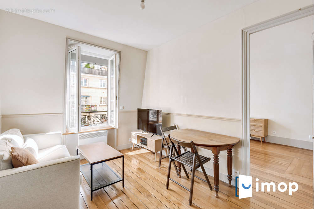 Appartement à PARIS-12E