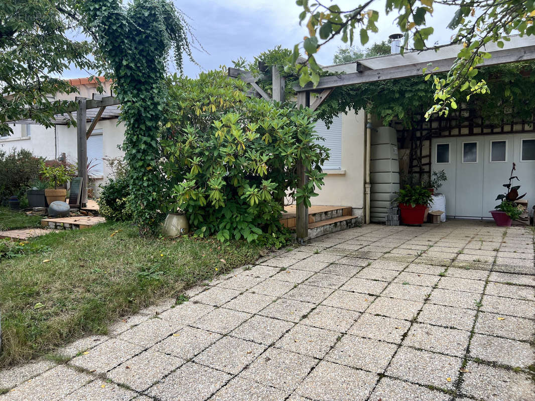 Maison à CERIZAY