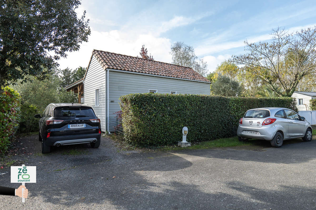 Maison à SAINT-CYR-EN-TALMONDAIS