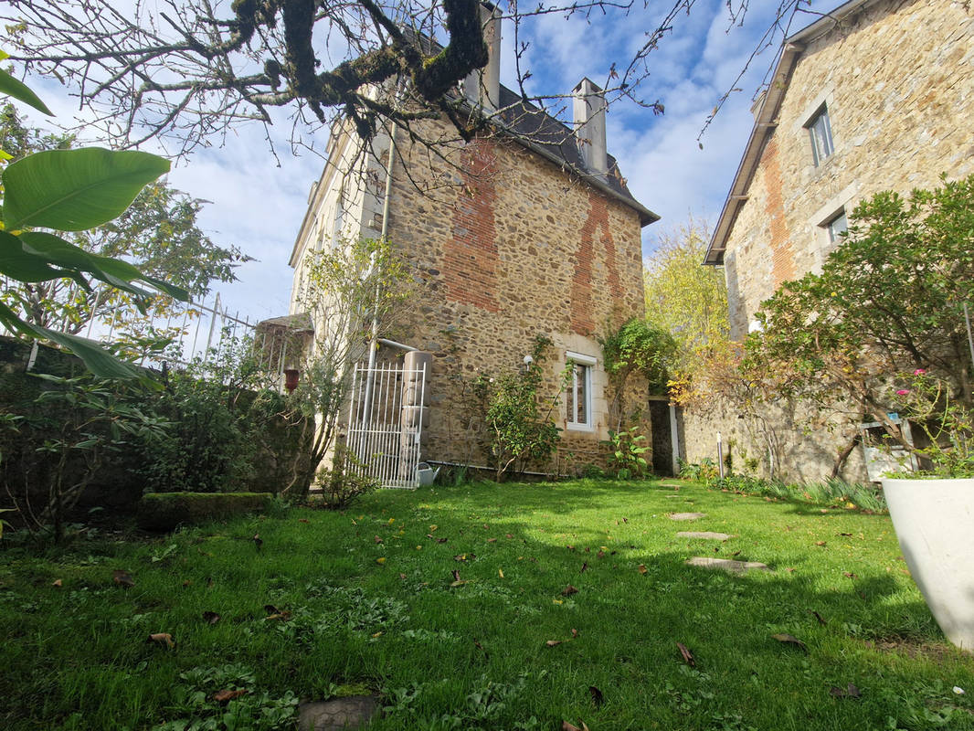 Maison à MASSERET