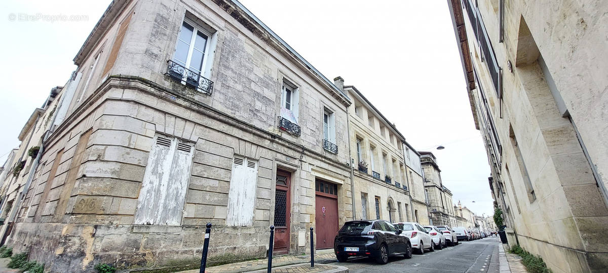 Appartement à BORDEAUX