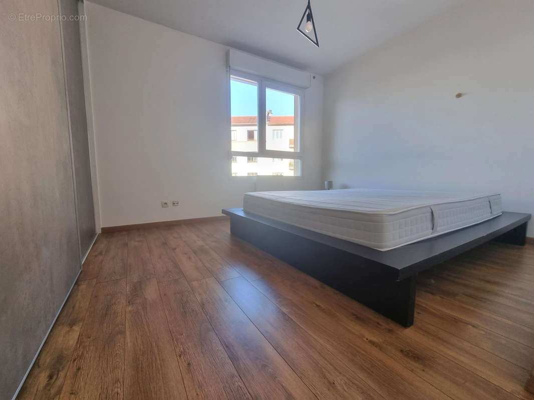 Appartement à LYON-7E