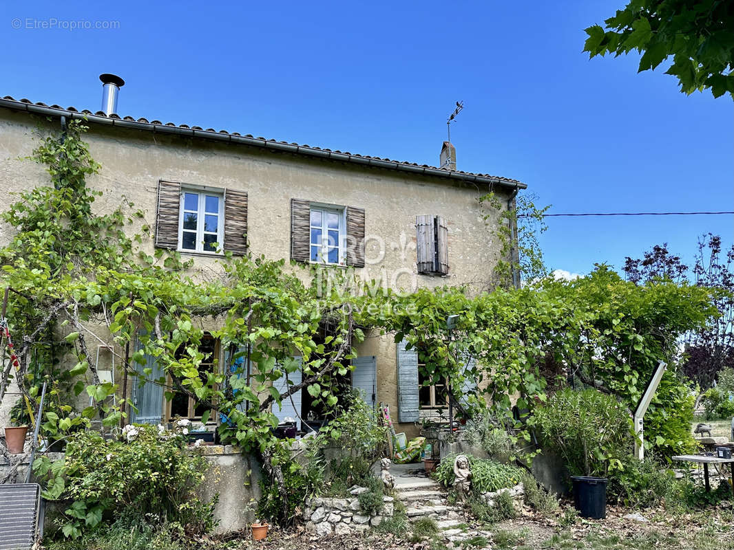 Maison à SAINT-CANNAT