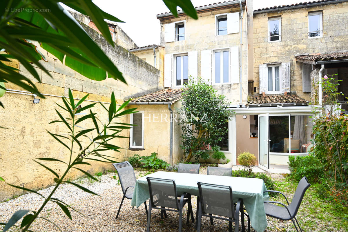 Maison à LIBOURNE