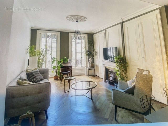 Appartement à LYON-7E