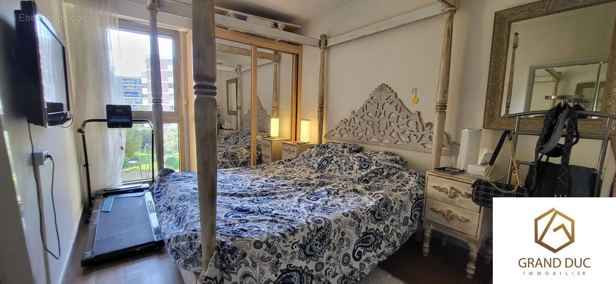 Appartement à MARSEILLE-6E