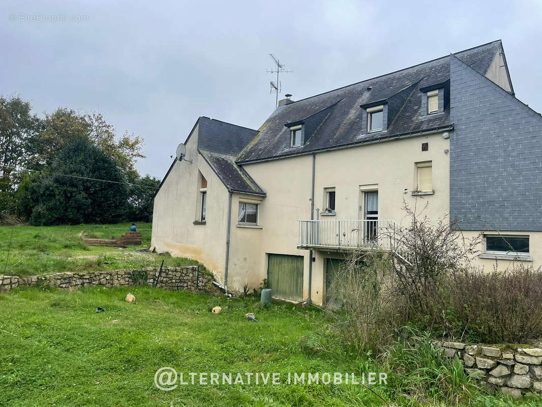 Maison à CHAZE-HENRY