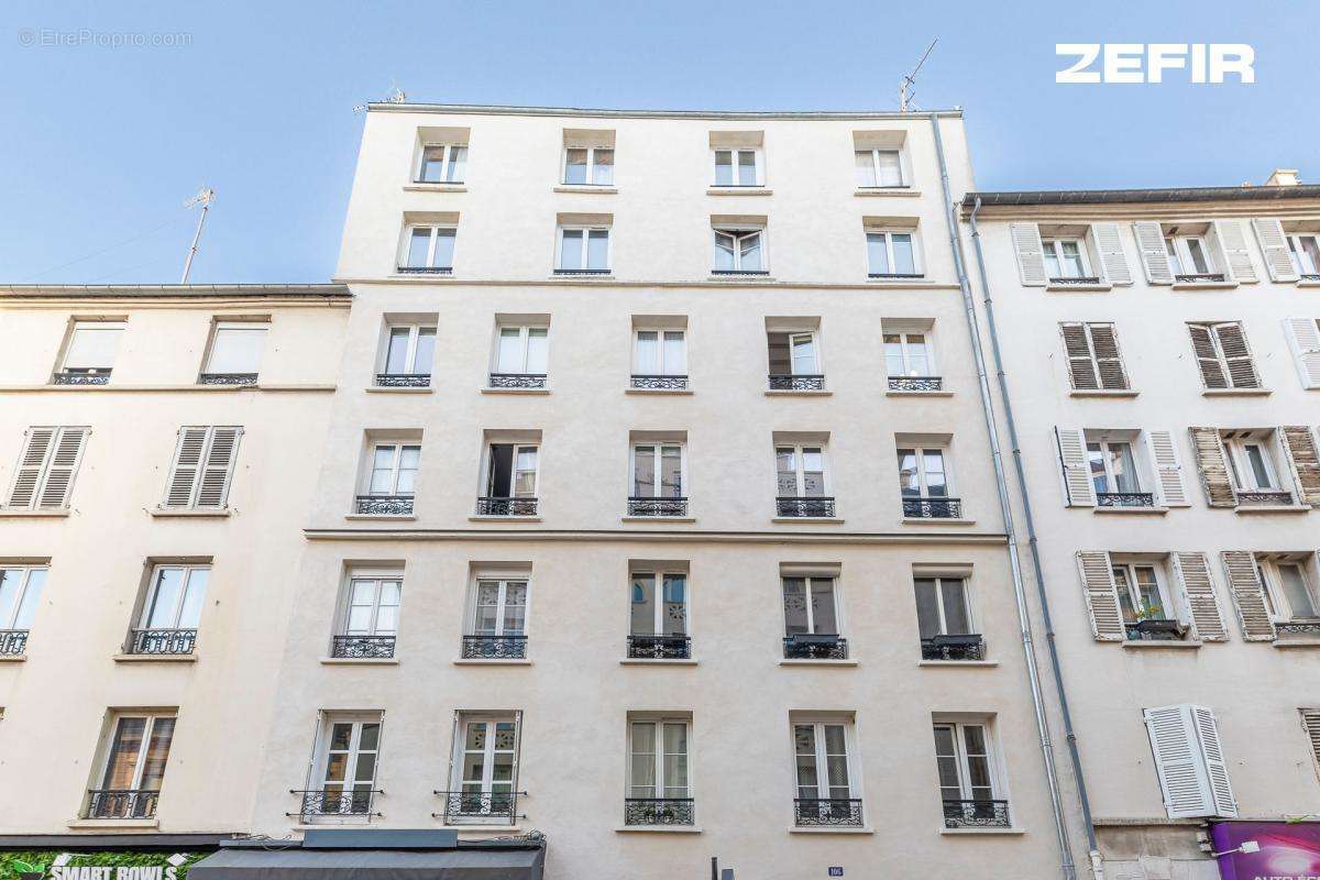 Appartement à PARIS-17E