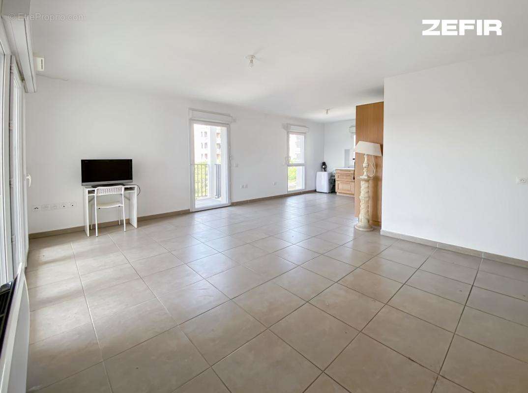 Appartement à MARSEILLE-13E