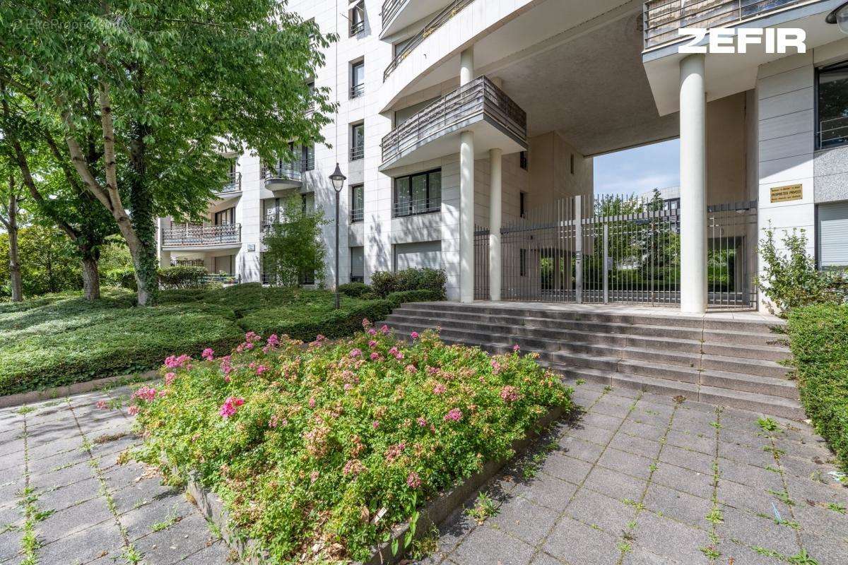 Appartement à RUEIL-MALMAISON