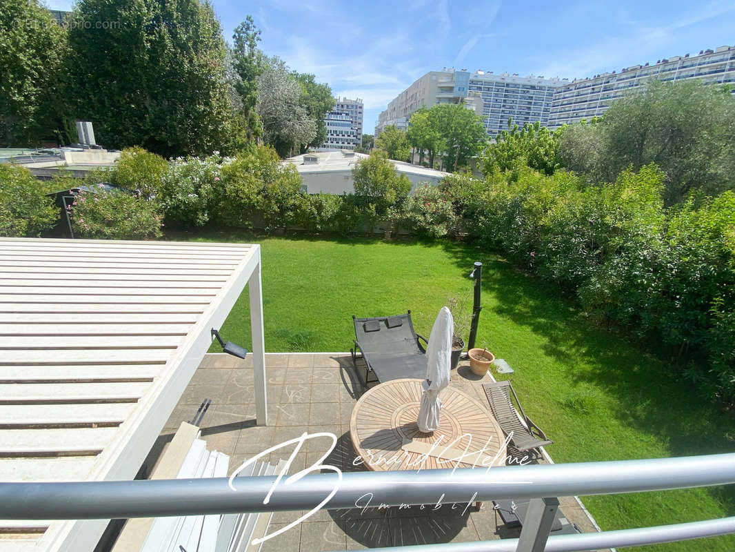 Appartement à MARSEILLE-8E