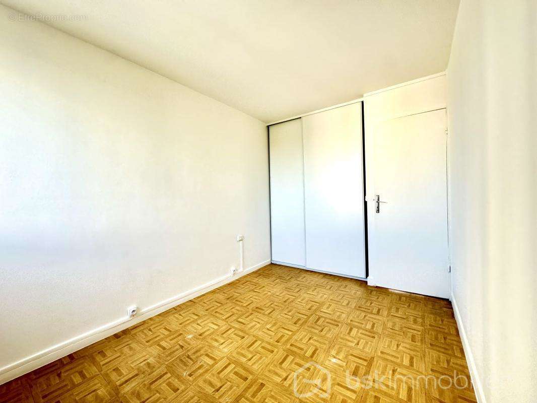 Appartement à ROSNY-SOUS-BOIS