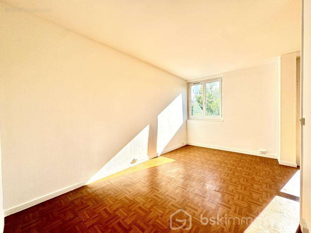 Appartement à ROSNY-SOUS-BOIS