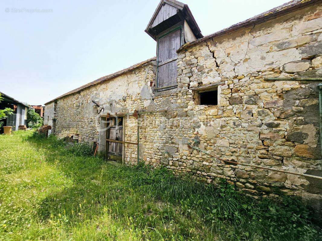 Maison à AUFFERVILLE