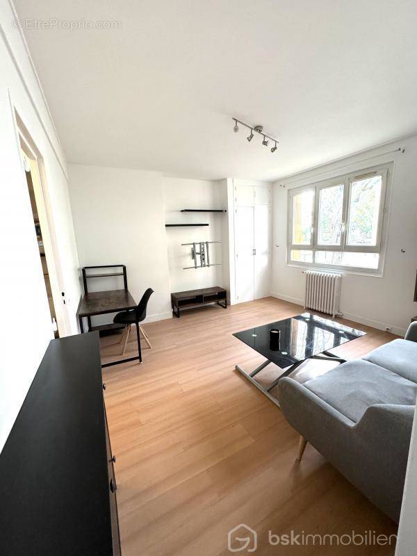 Appartement à BAGNEUX