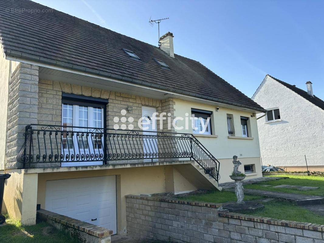 Maison à CREPY-EN-VALOIS