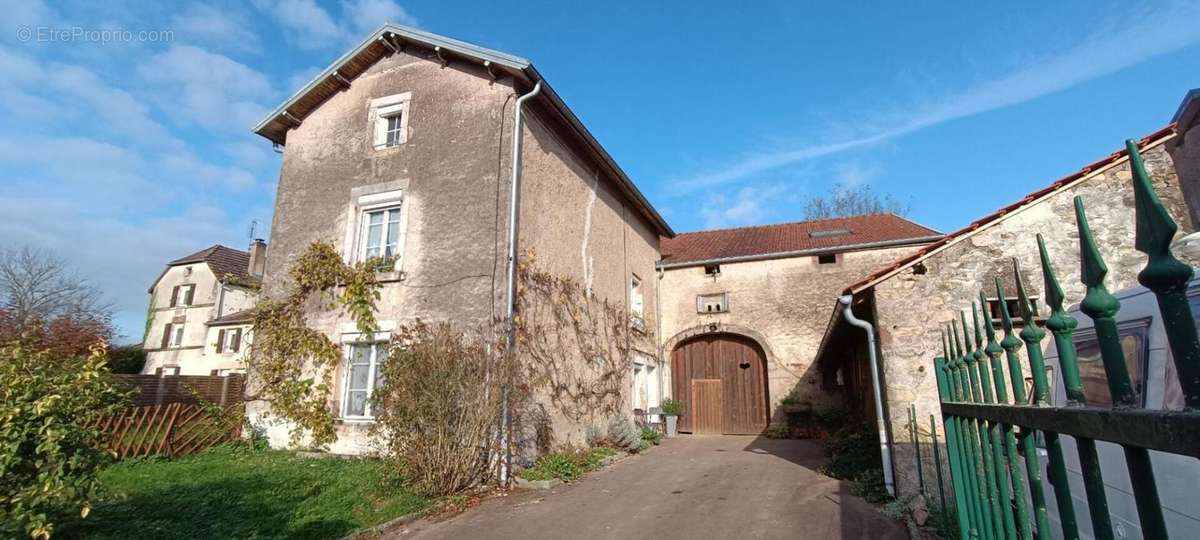 Maison à VILLERS-LES-LUXEUIL