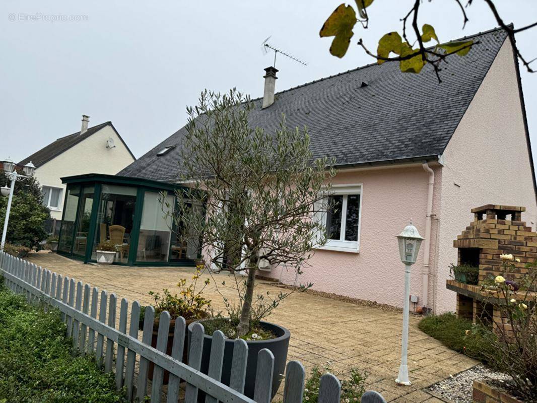 Maison à SABLE-SUR-SARTHE