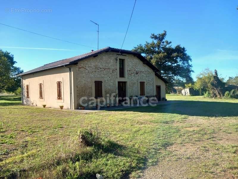 Maison à CREON-D&#039;ARMAGNAC