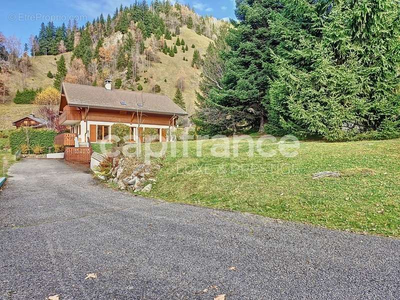 Appartement à LES CONTAMINES-MONTJOIE