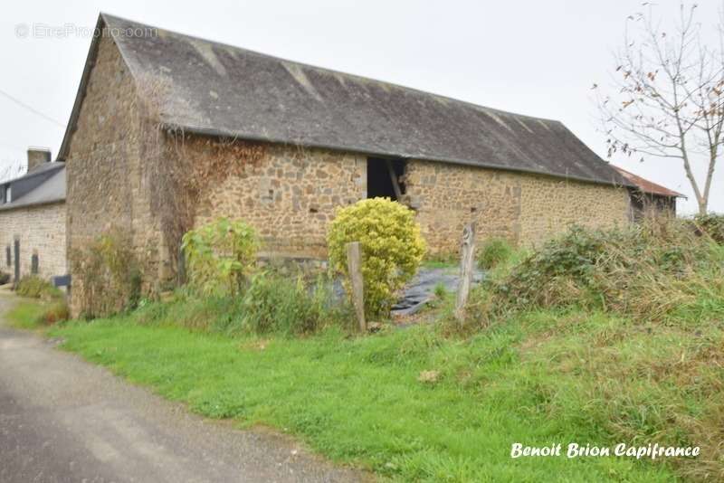 Maison à MONTHAULT