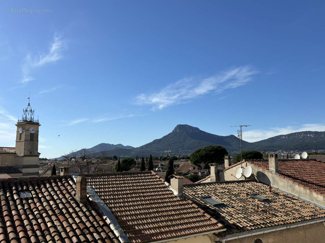 Appartement à LA CRAU