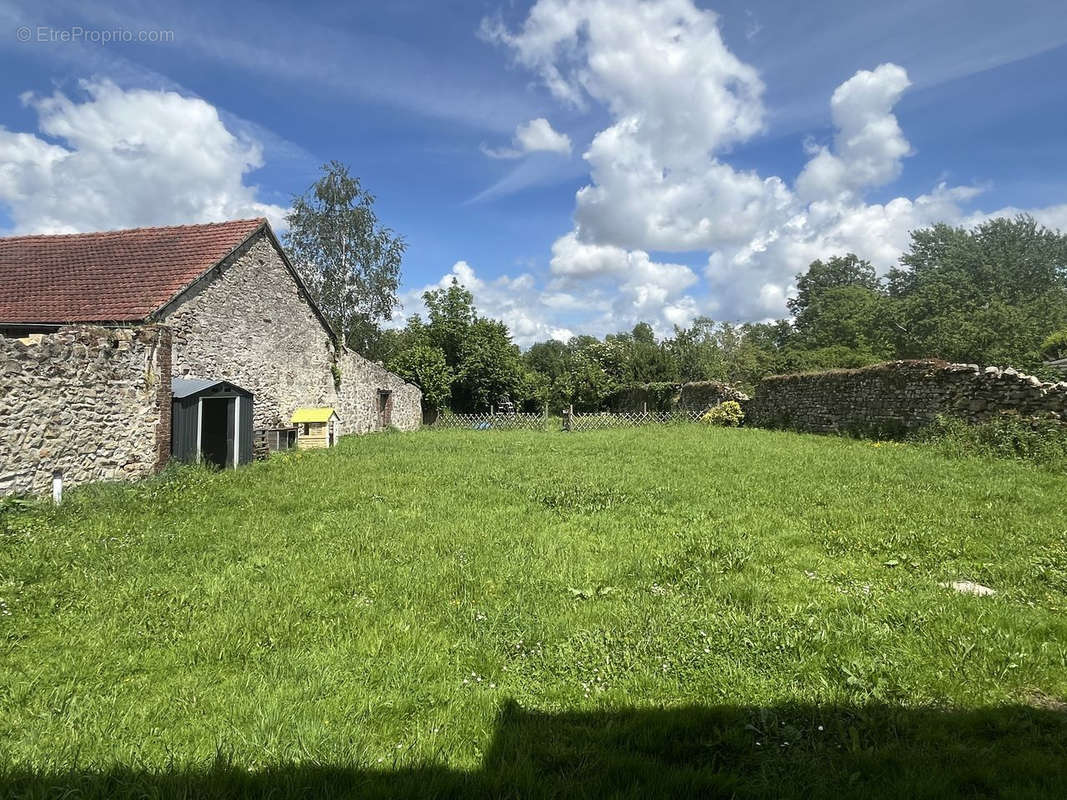 Maison à MONTEPILLOY