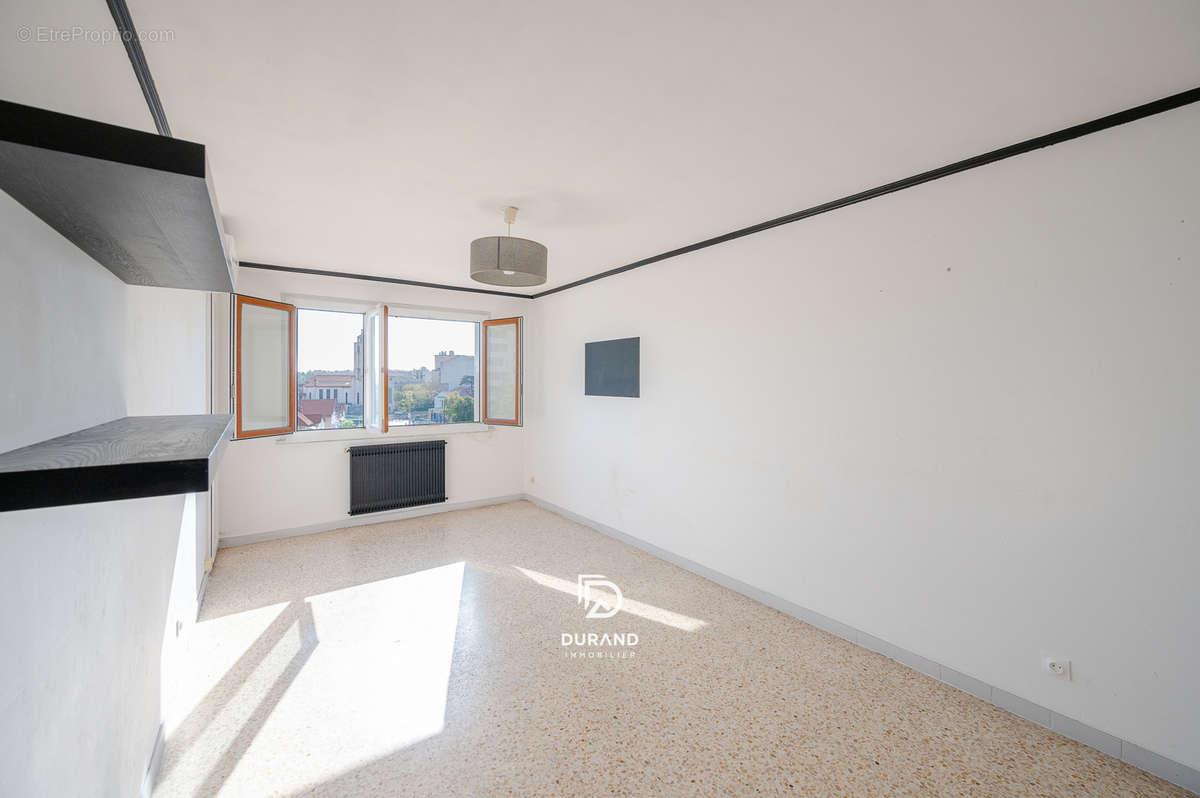 Appartement à MARSEILLE-13E