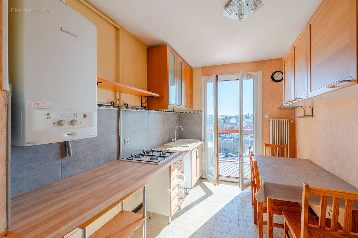 Appartement à MARSEILLE-13E