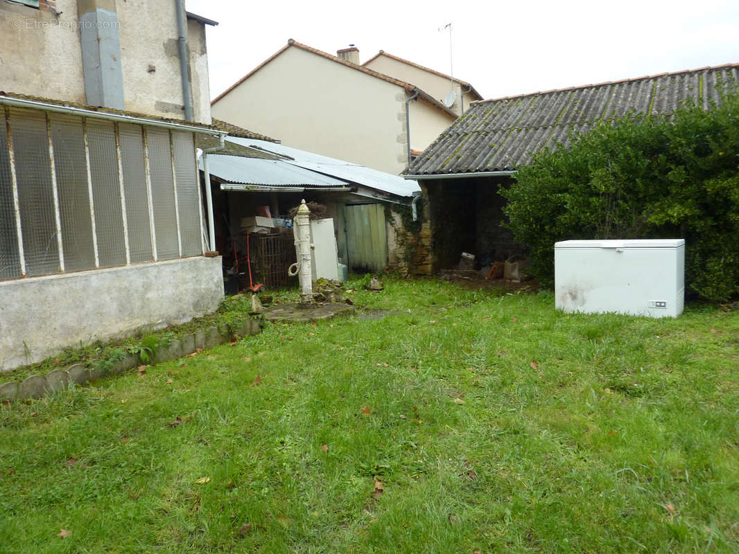 Maison à LATHUS-SAINT-REMY