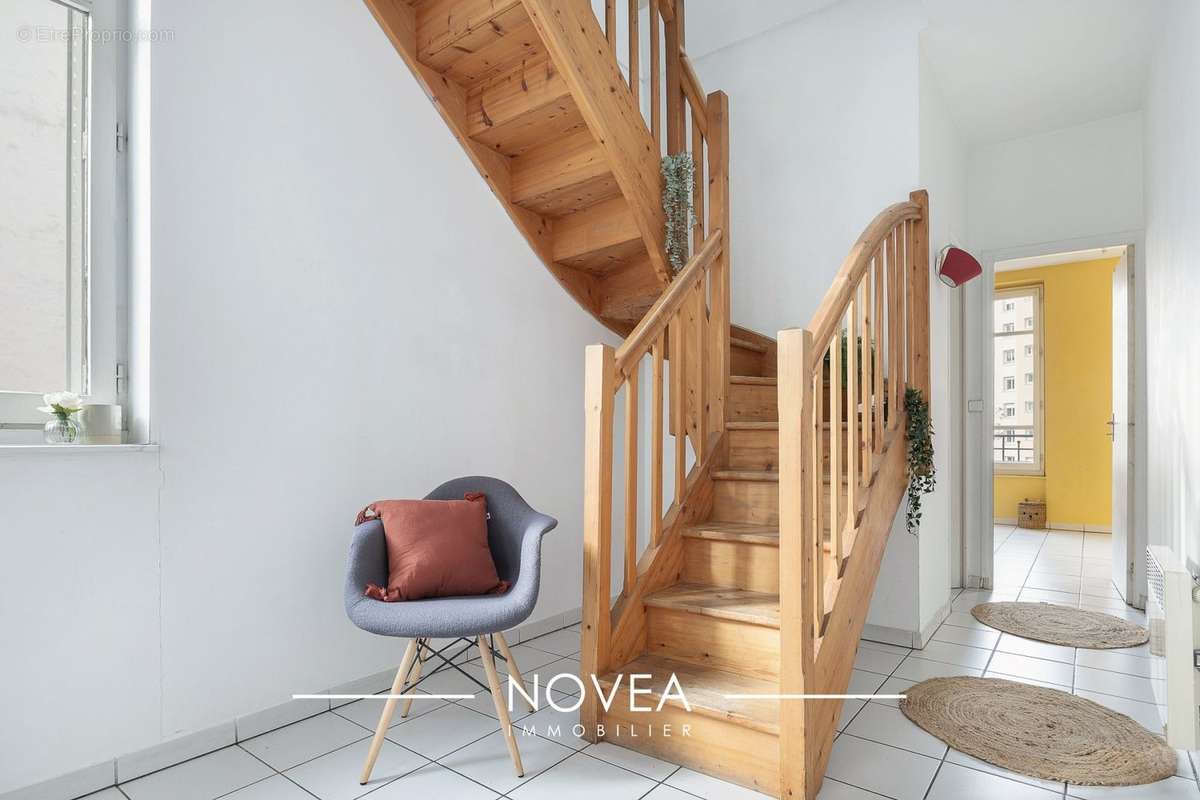 Appartement à LYON-6E