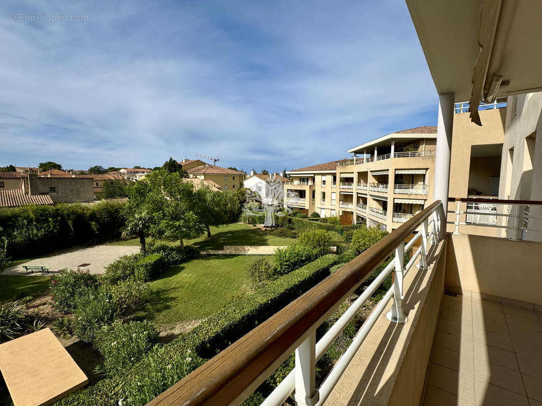 Appartement à SIX-FOURS-LES-PLAGES