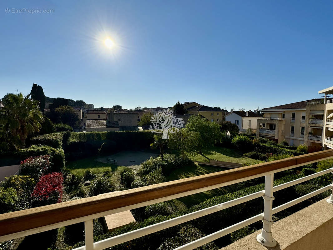 Appartement à SIX-FOURS-LES-PLAGES