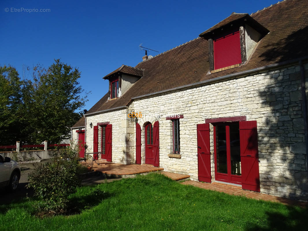 Maison à CHATEAUNEUF-SUR-CHER