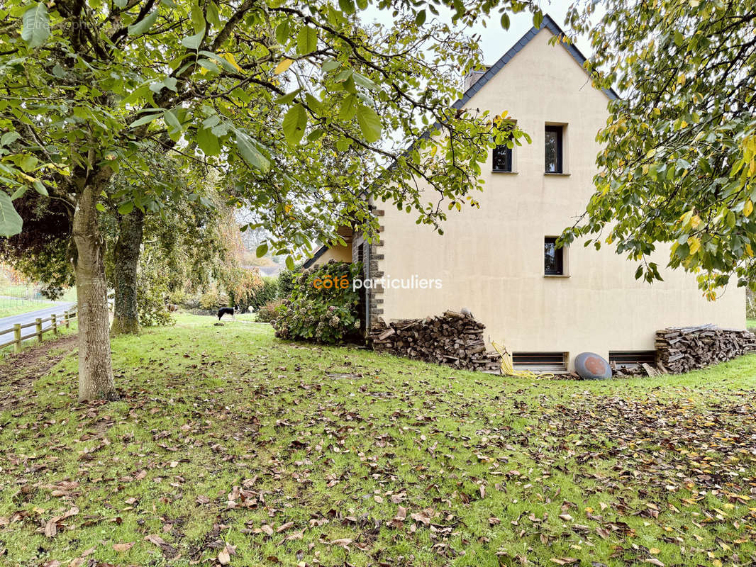 Maison à REMILLY-SUR-LOZON